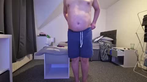 Snapshot of candyboy666 chatting on December 2024 10:59:01 PM Candy Boy online show from December 2024 10:59:01 PM