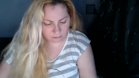 Laura online show from February 2025 12:36:02 PM