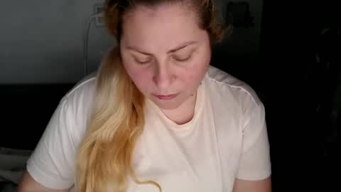 Laura online show from February 2025 10:59:01 AM