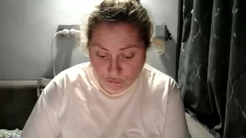 Laura online show from February 2025 11:58:02 PM