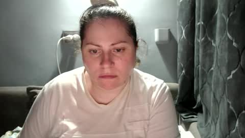 Laura online show from December 2025 07:01:02 PM