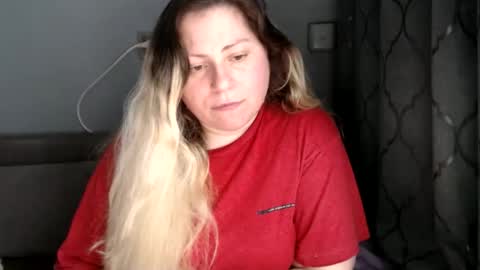 Laura online show from May 2026 06:41:02 AM
