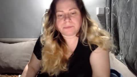 Snapshot of candycream74 chatting on June 2026 11:03:01 PM Laura online show from June 2026 11:03:01 PM