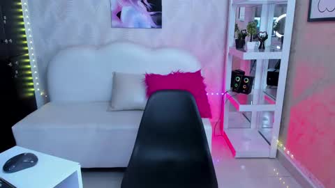 Snapshot of candycuckol chatting on March 2025 08:31:02 PM Candy online show from March 2025 08:31:02 PM