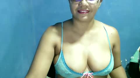 candyflowerlub online show from October 2025 10:08:01 PM