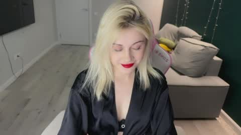 You can call me HH online show from April 2026 05:52:02 PM