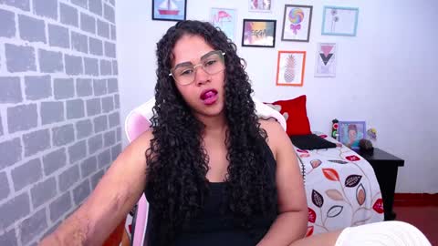 Karen online show from December 2024 07:45:02 AM