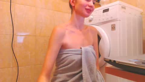 CANDYJESx online show from December 2024 06:33:01 PM