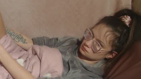 say meow and send tips  online show from March 2026 02:23:02 PM