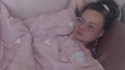 say meow and send tips  online show from May 2026 07:04:02 AM