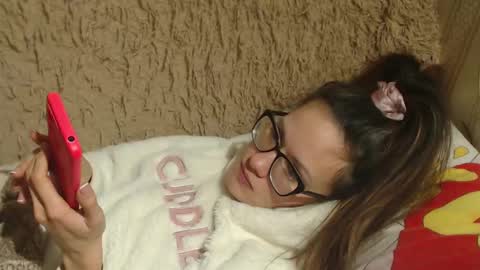 say meow and send tip  online show from January 2025 01:28:02 AM