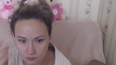 Snapshot of candylady136 chatting on July 2026 07:04:01 AM say meow and send tip online show from July 2026 07:04:01 AM