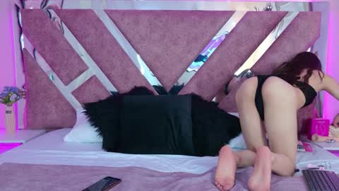Snapshot of candyluxury_ chatting on March 2026 12:16:01 PM candyluxury_ online show from March 2026 12:16:01 PM
