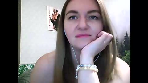 Daisy online show from March 2025 09:26:02 PM