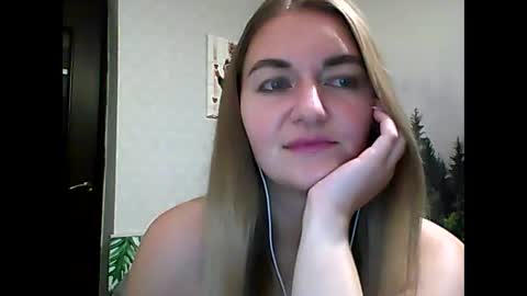 Daisy online show from September 2025 08:36:01 PM