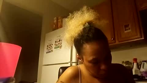 candyredxo2024 online show from October 2025 12:55:01 AM