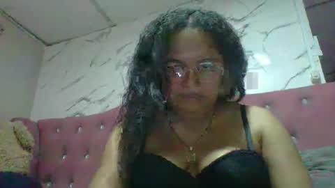 Snapshot of candysweet98 chatting on January 2026 01:00:02 AM candy online show from January 2026 01:00:02 AM