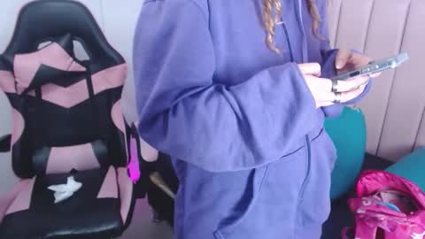 candywalthonrs707 online show from March 2026 07:59:01 AM