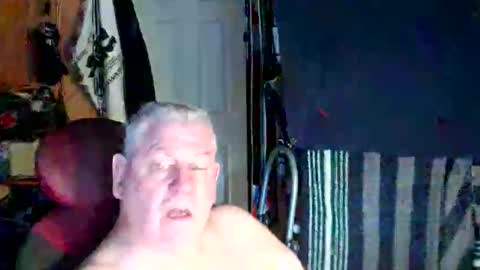 canoelicker69 online show from October 2025 03:55:02 PM