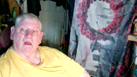 canoelicker69 online show from April 2026 07:08:01 PM