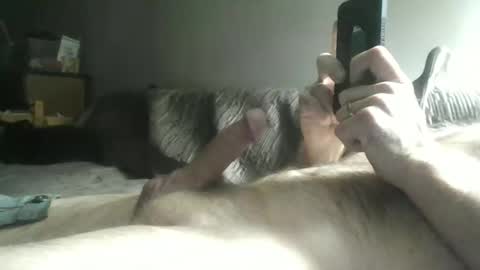 Snapshot of canuck5 chatting on February 2026 04:17:02 AM canuck5 online show from February 2026 04:17:02 AM