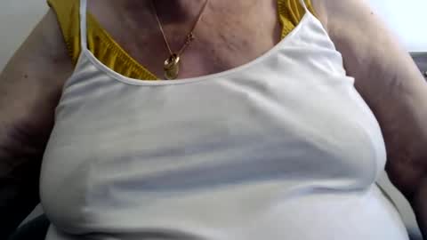 Cinzia  ex regina  online show from June 2026 02:21:01 PM