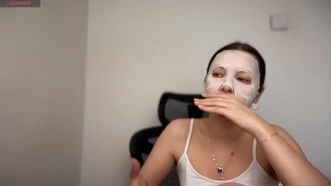 Emma online show from February 2025 08:59:02 AM