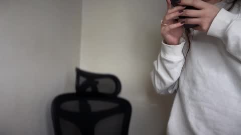 Emma online show from February 2026 06:40:02 AM