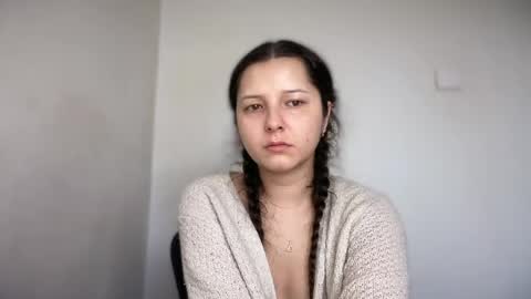 Emma online show from April 2026 07:33:01 AM