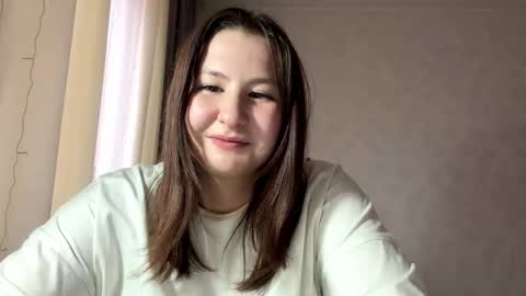 Snapshot of capricenichlos chatting on March 2026 12:11:01 PM May online show from March 2026 12:11:01 PM