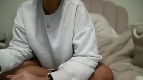 Cara Bou online show from March 2026 09:51:01 PM