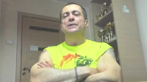 Snapshot of carin_the_body chatting on June 2026 10:48:02 PM Laz online show from June 2026 10:48:02 PM
