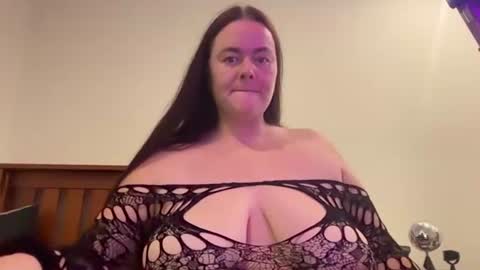 carinabro10 online show from June 2026 08:53:01 AM