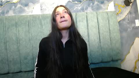 Carito online show from November 2025 03:27:01 AM