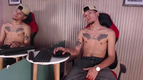 Snapshot of carl_fresh2 chatting on October 2025 08:31:01 PM Carl online show from October 2025 08:31:01 PM