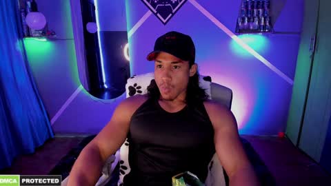 Snapshot of carl_smithh chatting on December 2024 04:03:02 AM Carl online show from December 2024 04:03:02 AM