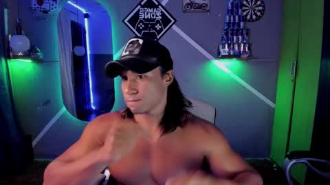 Snapshot of carl_smithh chatting on March 2025 04:19:01 AM Carl online show from March 2025 04:19:01 AM