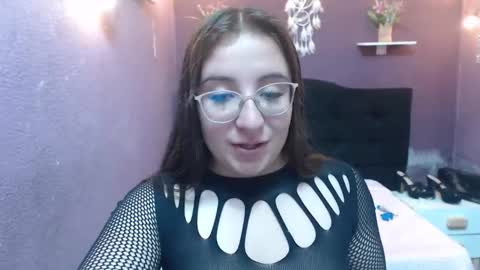 carla_999 online show from November 2025 01:44:01 PM