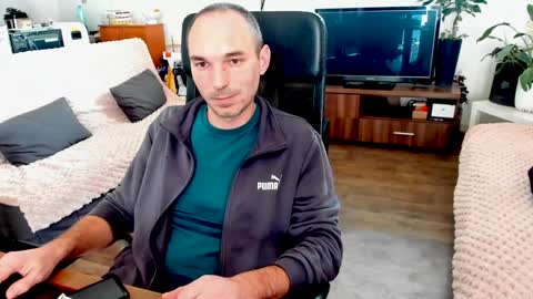 Carla And The Neighbor online show from January 2025 12:47:02 PM