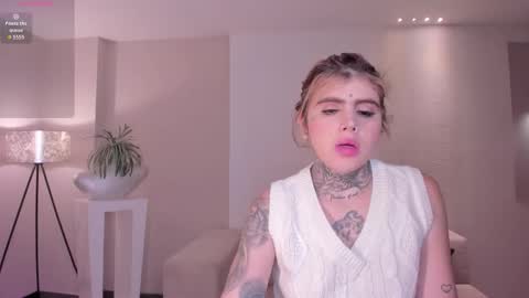 Carla Bunnis online show from December 2025 12:35:02 PM