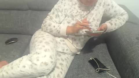 carlasweet00 online show from December 2024 12:09:01 AM