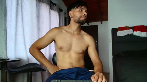 Snapshot of carlbadams96 chatting on December 2024 03:58:01 PM sebasfit online show from December 2024 03:58:01 PM