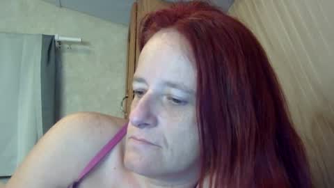 carleeswoman08 online show from December 2024 01:22:01 PM
