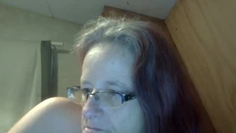 carleeswoman08 online show from May 2026 11:26:02 AM