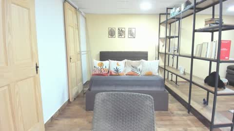 carlin1511 online show from February 2026 07:46:01 PM