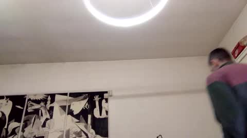 Carlos online show from January 2025 01:21:01 PM