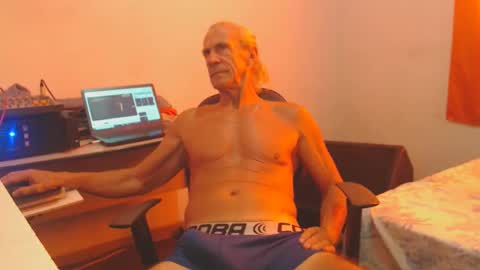 Snapshot of carlos2557 chatting on April 2026 11:27:01 AM carlos online show from April 2026 11:27:01 AM