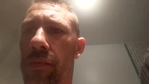 carlosrm440882 online show from April 2026 07:11:01 PM