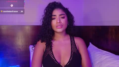 Snapshot of carly_monroe_ chatting on October 2025 10:43:02 PM Carly Monroe online show from October 2025 10:43:02 PM
