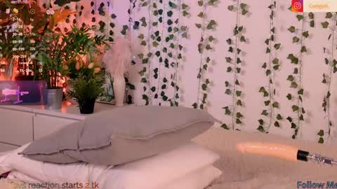 Carly online show from January 2025 04:31:02 AM